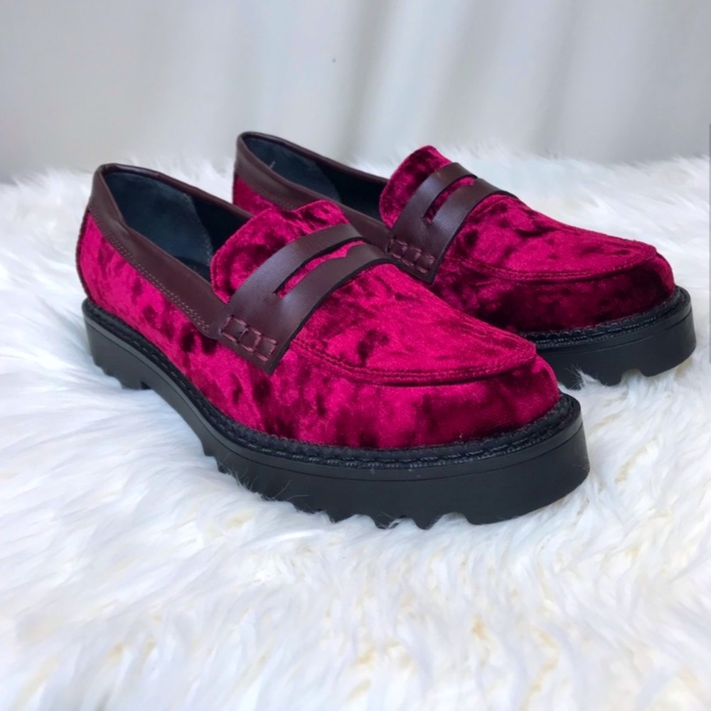 Circus by Sam Edelman velvet loafers